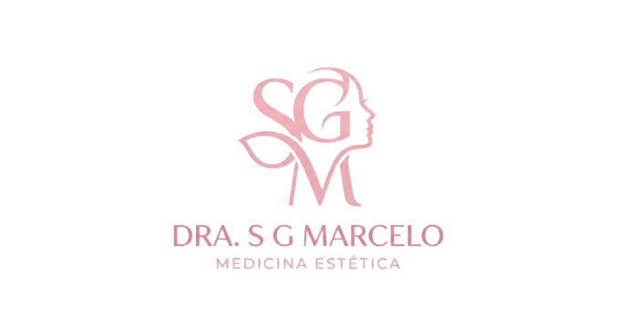 Logo de la Dra. S G Marcelo, especialista en medicina estética, con un diseño elegante en tonos rosa que incluye las letras S, G y M, acompañadas de un perfil femenino estilizado.